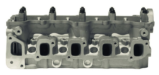 X17TD 4EE1T 4EEAT 17DR رأس الاسطوانة لـ أوبيل كومبو Astra F Vectra A Kadett E MAZDA 323 SV 1.7L 8V 5607008 5607038 607044 908028