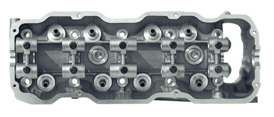 رأس أسطوانة ألومنيوم نيسان D21 Z24 CNG 11042-1A001 2.4 لتر 8 صمامات