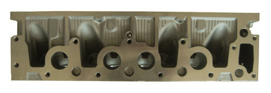  R19 Megane Clio Kangoo Extra Dacia E7J-peach Aluminum Cylinder Head 7701470603 7701470256 8200476217 1.4L 8V